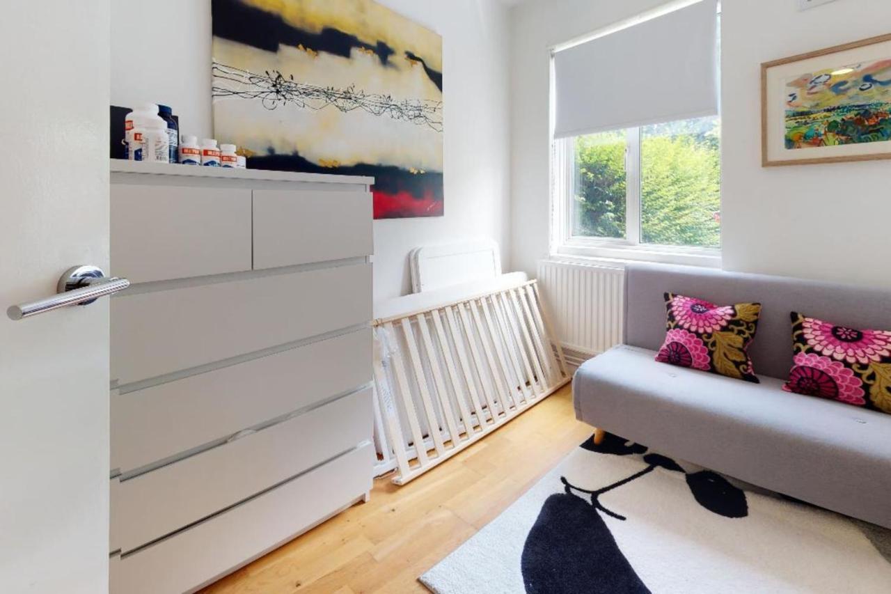 Bright And Spacious Philbeach Garden Appartamento