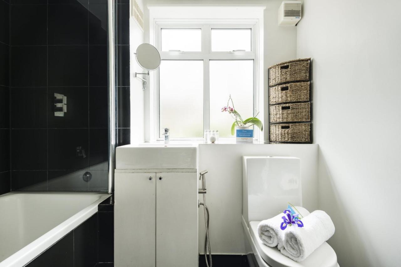 Appartamento Bright And Spacious Philbeach Garden Londra